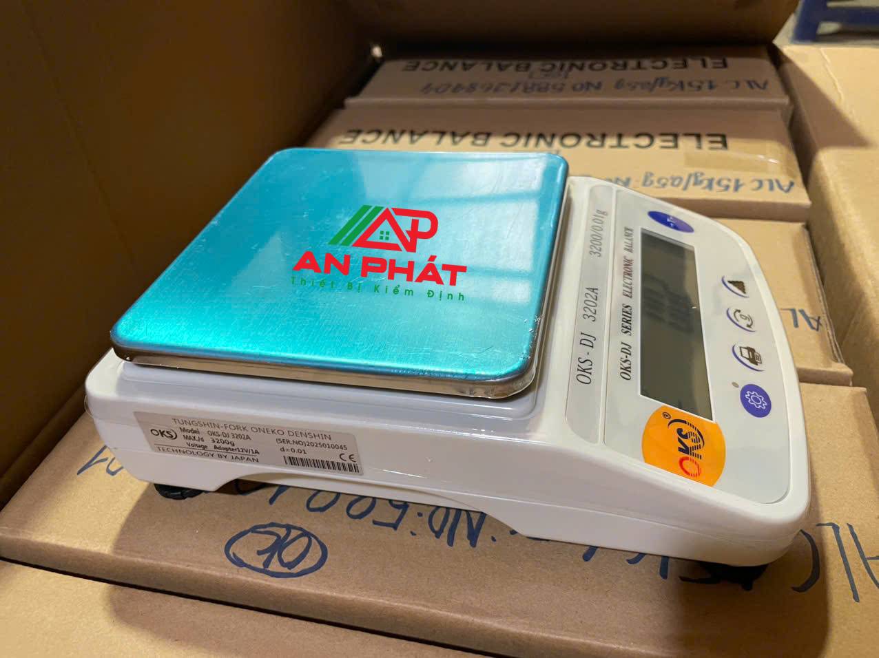 Cân Kỹ Thuật OKS-DJ 3202A 3200g0001g