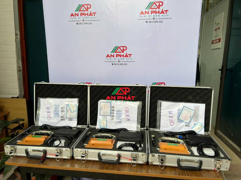 Gông từ kiểm tra khuyết tật kim loại CJE