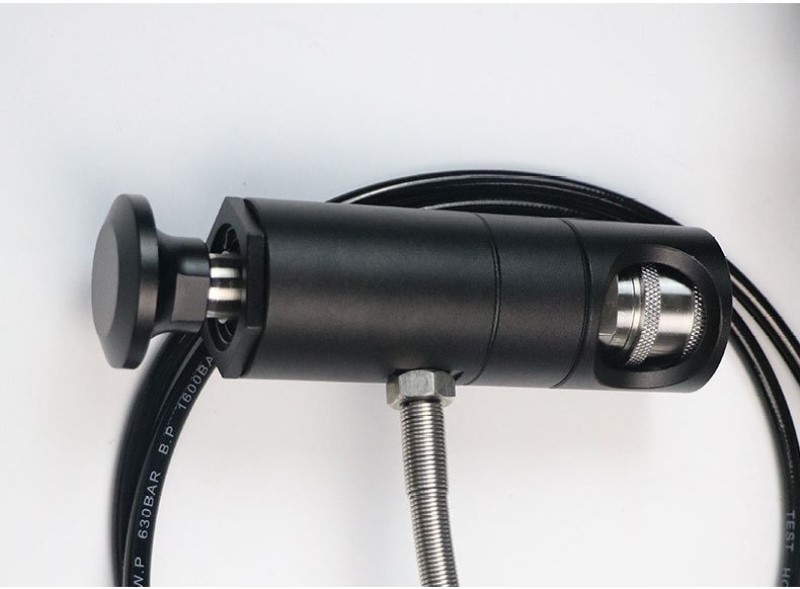 thiet-bi-kiem-tra-do-bam-dinh-cua-son-12